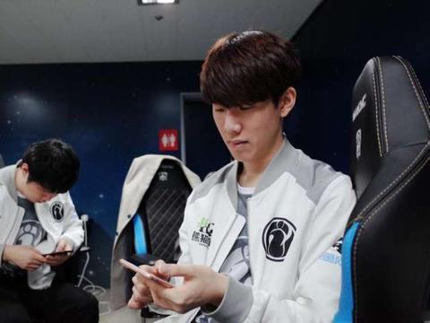 扑克与博弈论的联系（扑克与博弈论的交汇）