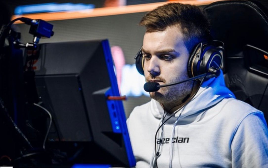 OG 从 Virtus.pro 租借 FL4MUS;