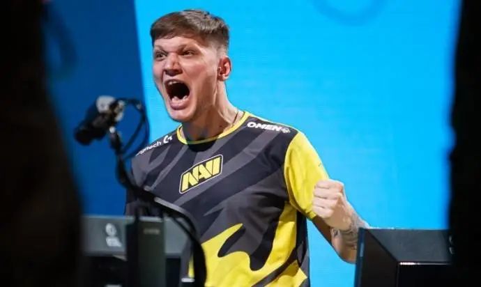 姿态飞机偷家制胜 死亡宣告烬精准架狙 姿态队1-0Uzi队